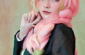 Azami黑白写真集下载：让你的审美再玩一次极简主义。