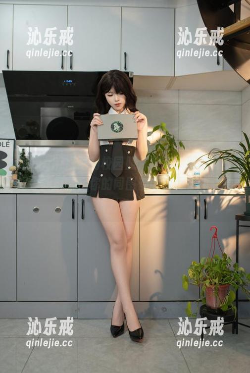 Bangni邦尼 Bangni邦尼的校园照片推荐:别浪费时间寻找风景,你的同围都能成为你的“拍摄对象”。
