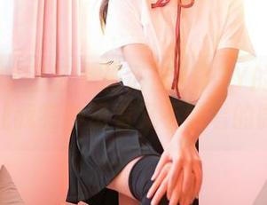 Feilin嗲囡囡 - 施忆佳KITTY的美足全集，总让我有种想看又不敢看的微妙感…