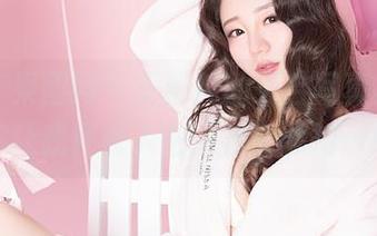 GIRLT果团网 - 王语纯的天台写真集，原图看完让我怀疑人生：我也能拍一组吗？