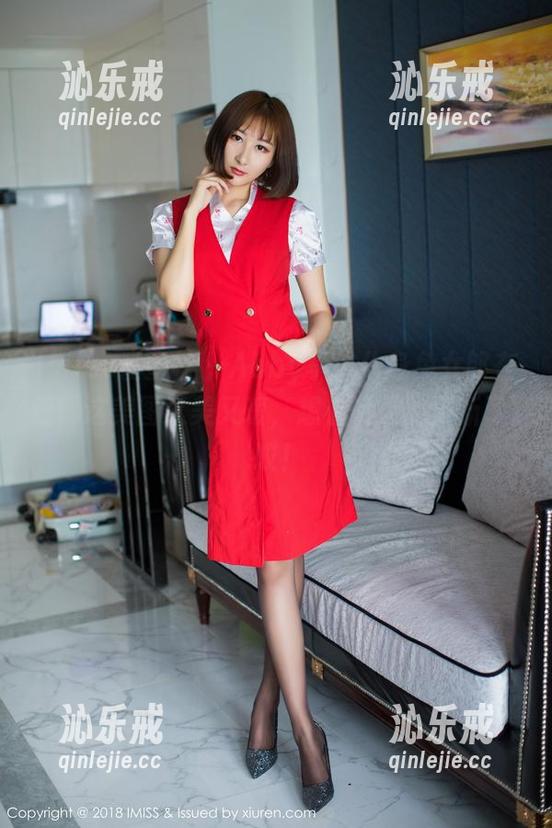 IMiss爱蜜社-Abby李雅 IMiss爱蜜社 - Abby李雅化身兔女郎在线,这美图又美又暧,想看明天的更新了...哎!
