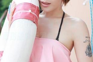 MFStar模范学院 - 暑气来袭，Laura苏雨彤的夏天图包不正好吗？