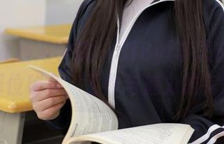 MFStar模范学院 - SiByl李思宁，套图里的那位秘书，工作与魅力的完美平衡