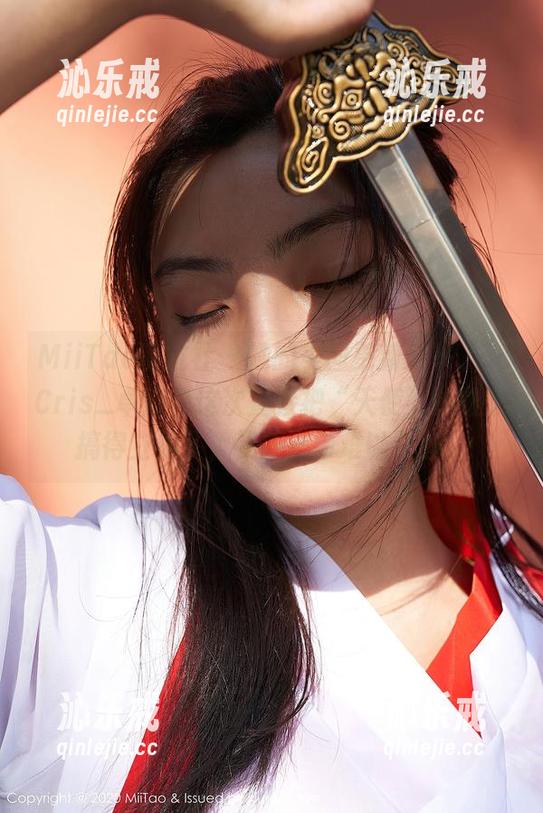 MiiTao蜜桃社 - 她的美图更新又来了，Cris_卓娅祺这次直接把“天使”的概念搞得立体了，我脑海中难以平静。