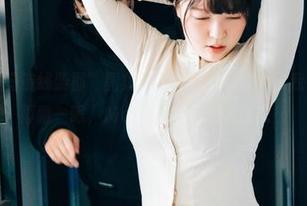 全套的“碧蓝航线柴郡”图集，有时候就算分心了我也愿意回头再瞅一眼，Mozzi(모찌)果然懂我！