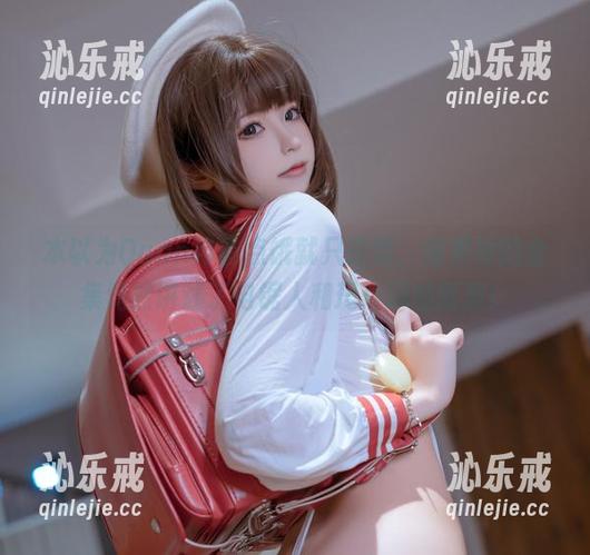 Quan冉有点饿 本以为Quan冉有点饿就只是饿,结果她的合集竟然讲述了电锯人和玛奇玛的默契!