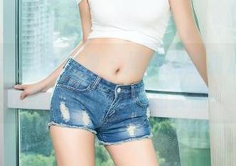 TouTiao头条女神 - 周思超的甜心，简直比我早上吃的糖还要甜！
