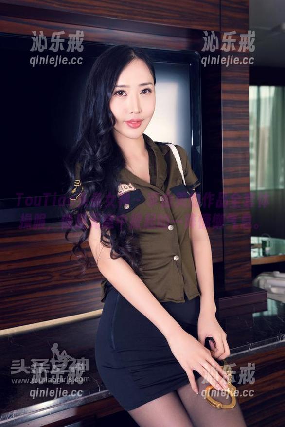 TouTiao头条女神-李由美 TouTiao头条女神 - 李由美的作品全套体操服,像是无意中掀起的一阵慵懒气息。