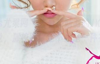 UGirls尤果网 - 去看黛斯羽的JK写真，真想说，那校服肯定不止是一件衣服。