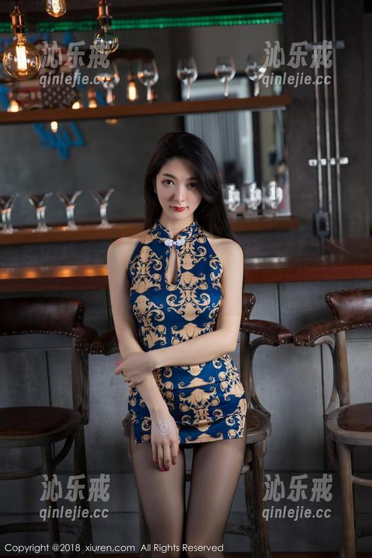 Xiuren秀人网 - 原图里的Egg尤妮丝在海边，私拍带来一丝意外的亲密感。