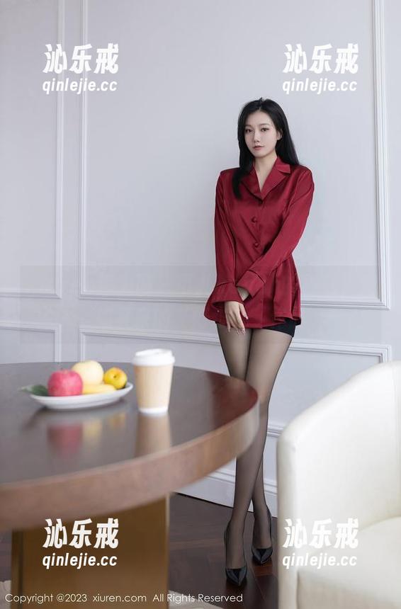 Xiuren秀人网 - 可儿kayen的黑色，突如其来的“好奇心”作品