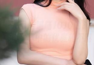 Xiuren秀人网 - 喵喵JOJO的旗袍奇遇：高清写真中的优雅和不羁