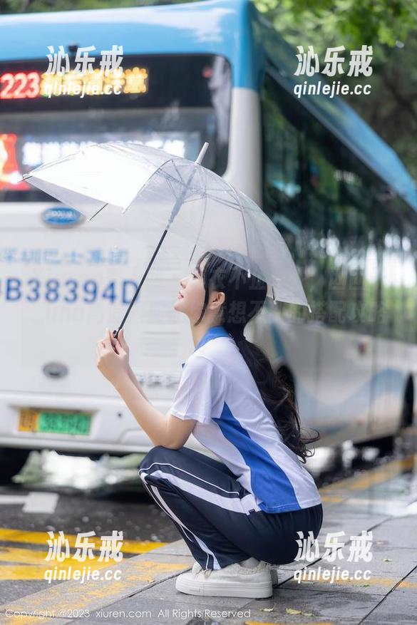 Xiuren秀人网 - 毛衣不止一件，团团子_una高清图册让你意想不到的搭配攻略！
