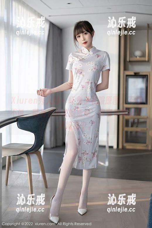 Xiuren秀人网-坏兔子 Xiuren秀人网 - 坏兔子礼服原图,不得不说,带着点俏皮的叛逆,很容易就让人沉陷其中。
