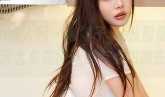 Xiuren秀人网 - 娜娜子yy从厨房走向镜头，这么多美图让我有点想跑去做饭