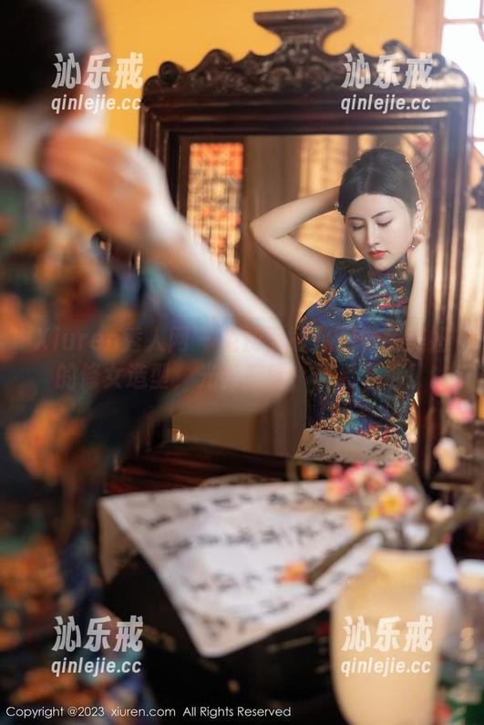 Xiuren秀人网 - 免费下载！月野兔美妞的修女造型，光影交错，真看不够！