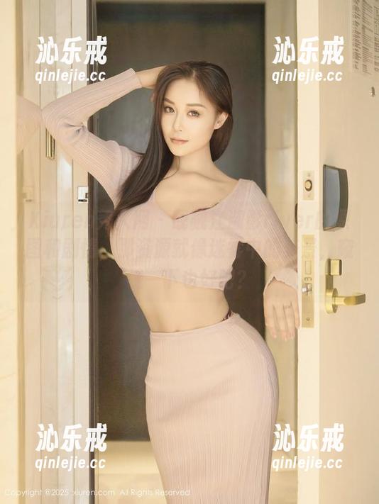 Xiuren秀人网 - 觊觎江淑影river的原图和剧情，那资源就像迷雾中的美景，窥视一下也好吧？