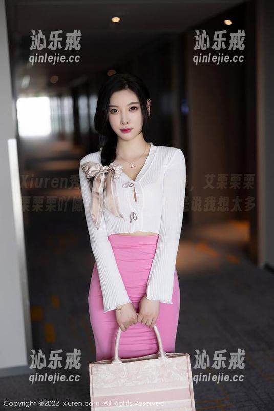 Xiuren秀人网 - 这白裙合集，艾栗栗栗栗栗栗吖隐藏的野性美，还是说我想太多了？