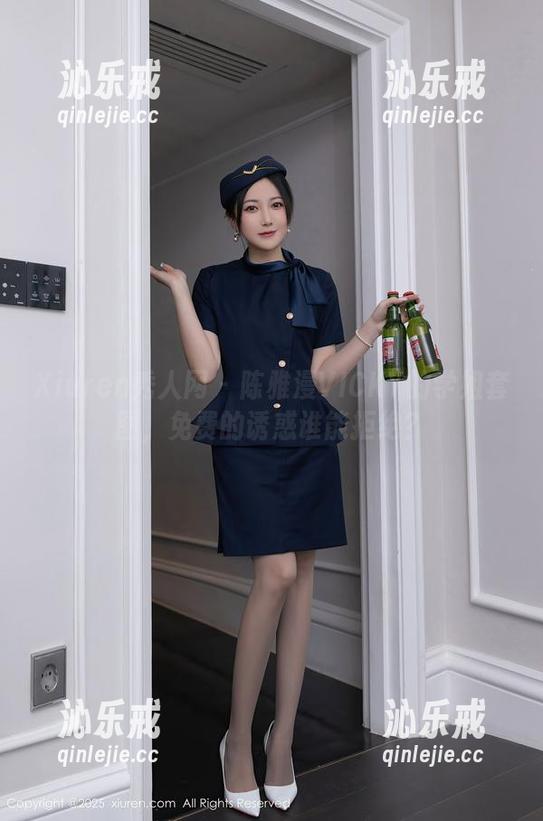 Xiuren秀人网 - 陈雅漫VICKY的学姐套图，免费的诱惑谁能拒绝？