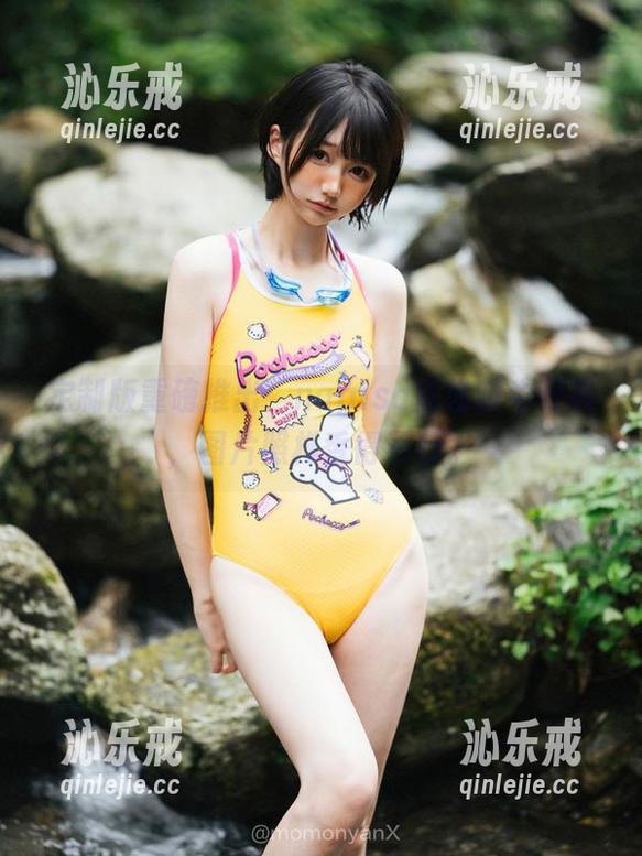nagisa魔物喵 定制版重磅推出:nagisa魔物喵牛仔裤,图片照样香得不行。
