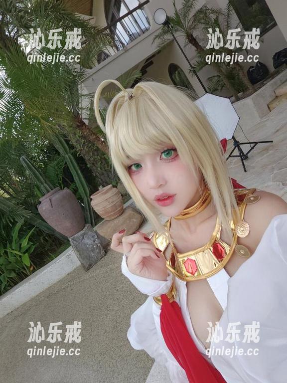 米尔科学院里的puypuychen：私拍现场资源独享