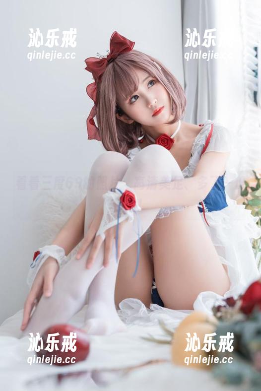 三度69 看看三度69的照片,高清美足、多了一份俏皮!