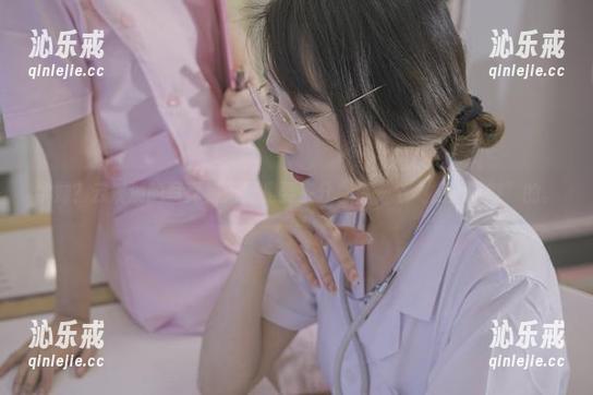 云溪溪 学妹?云溪溪的写真集无疑是要来分享每一个“校园时刻”的。