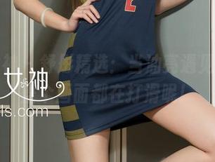 克拉女神 - 舒彤精选：当油亮遇见光亮，整个画面都在打滑呢！