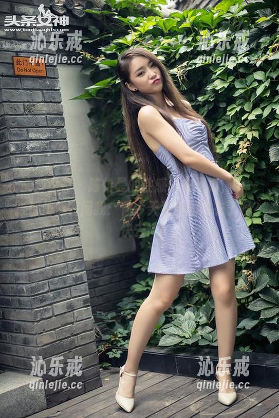 头条女神-陈怡曼 头条女神 - 陈怡曼的性感内衣写真,每一张都仿佛在问我:你今天买新的内衣了吗?快去!