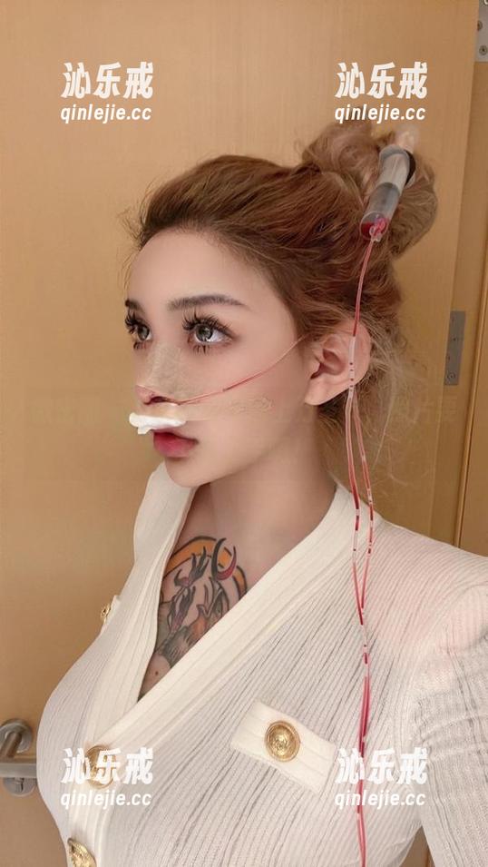 微密圈 - 当奈斯希希遇上万圣节，照片要下载到手啊！