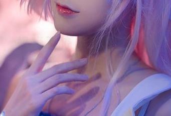 这一刻，奶狮不咬人与雨师的作品同在，我的思绪随之荡漾。
