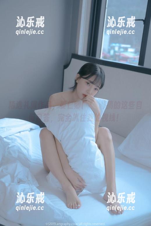 精选礼服作品，姜仁卿(강인경)搞的这些自问自答，完全抓住我的视线！
