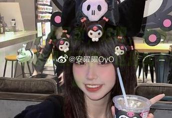 安曜曜的连体衣写真，好吧，我得承认，这腿部线条划得真干净…这搭配不知在想啥。