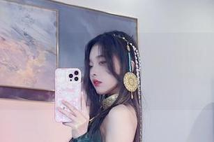 奶瓶与秘书搭档，小小奶瓶儿的图集带你进卧室与办公室的交界！