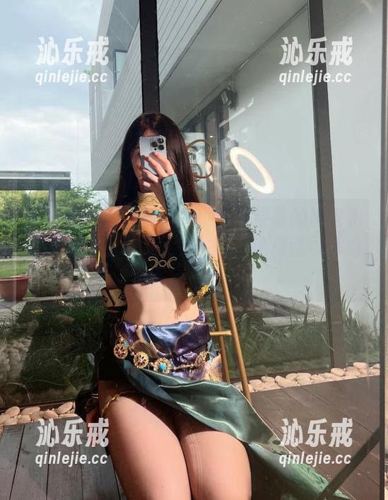 微密圈 - 原图合集：小玉吃果冻的超自拍，不嫌多的说明文，哈哈，这样就可以给我琢磨一整天。