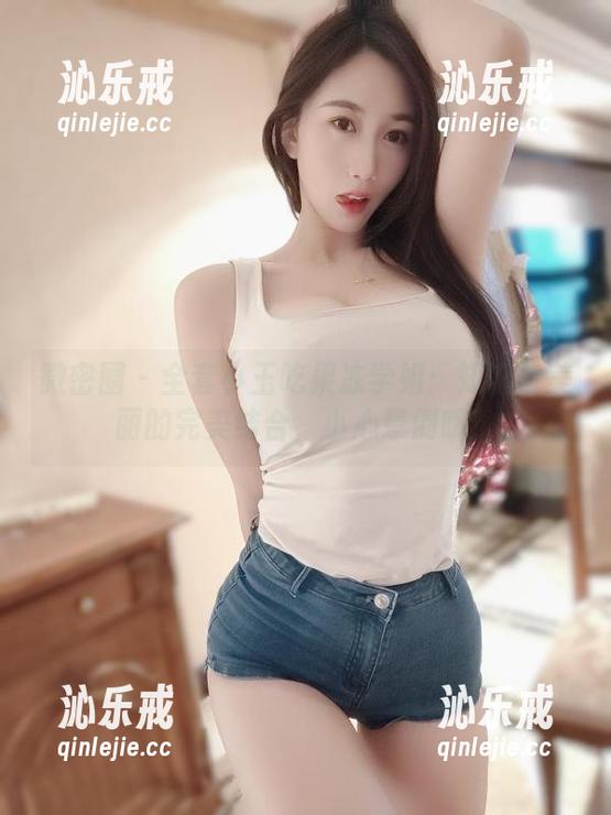 小玉吃果冻 微密圈 - 全套小玉吃果冻学姐:知识与美丽的完美结合,小心晕倒哦!