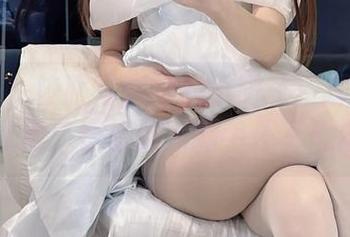 微密圈 - 校服写真中的小萌子：那种感觉就像是，看着别人剁手还不心虚！