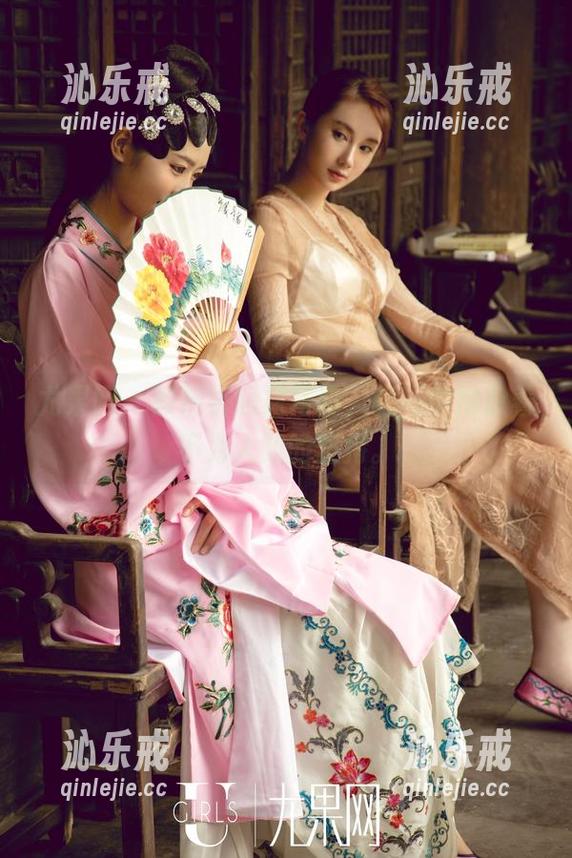尤果网-郭婉祈 尤果网 - 郭婉祈短裙写真,轻巧中掺杂着不为人知的坚持。