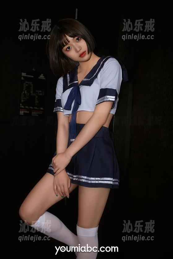 尤蜜荟 - 周波儿的透明秀，没花钱就是好，只要原图轻松接受。