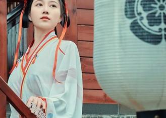 年年Nnian在此圈定作品集《青青子衿》，冲着下载的灵魂附体来了不？