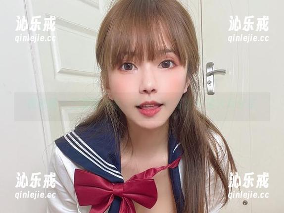 微密圈 - 三亚晒内衣，张思允的写真一波火辣分享