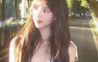 怡子yiii的死库水最新合集，像是另一个领域的边缘…微妙但又好奇。