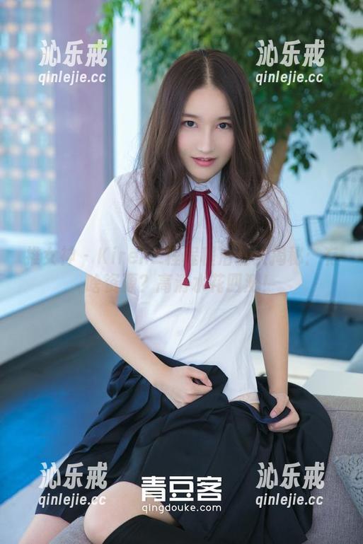 推女神 - Kiren_程程程浴缸大揭秘：有啥资源？高清水花四溅！
