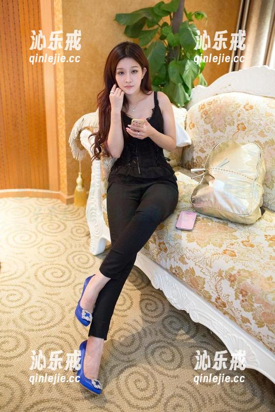 推女郎-Yu佳妮 推女郎 - 免费的Yu佳妮棉袜套图,虽然袜子不大,但不少女孩子一定会喜欢。