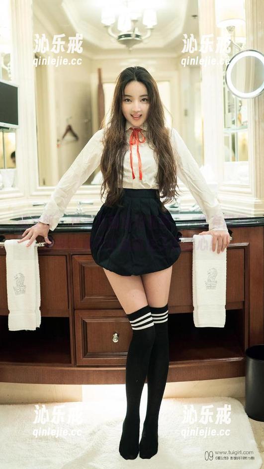 推女郎-林清儿 推女郎 - 林清儿的旅拍私照,一很有限视角的合集不小心抓住了我的心!