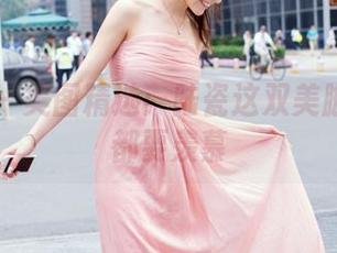 推女郎 - 美图精选：陆瓷这双美脚连袜子都要羡慕