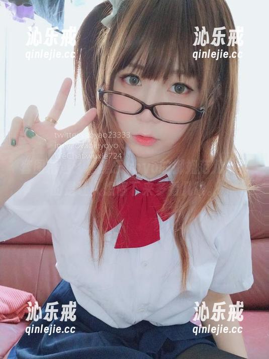 套图精选：摇摇乐yoyo的御姐范儿，真的是让人想停下来多看几眼。