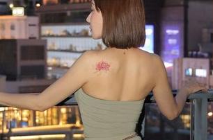 微密圈 - 黑白轮廓下，果儿Victoria的图片合集像极了旧时光