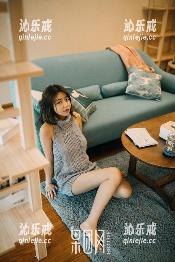 人家都是邻家女孩，而我只想舔舔屏。果团网的免费图片极具诱惑力啊！