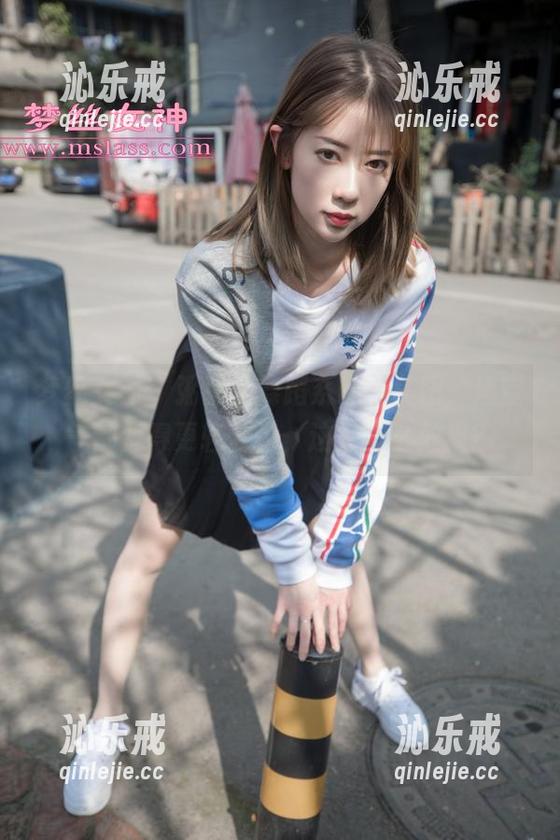 梦丝女神-粥粥 梦丝女神 - 粥粥的舞蹈系最新美图,连空气都变得更轻盈了,这是什么效果?